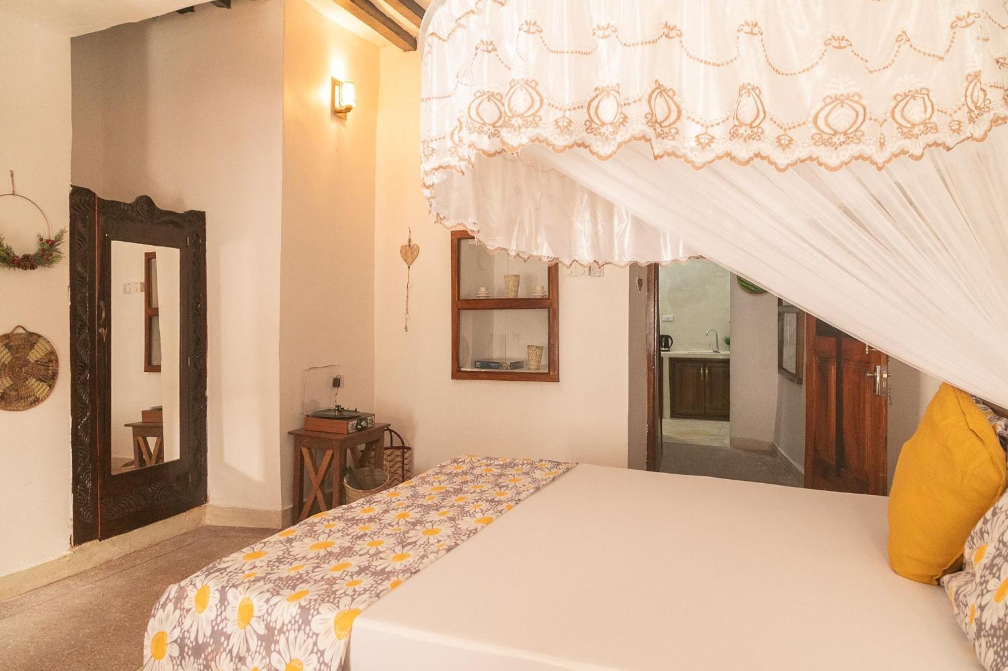 Zanzibar Spice Nest House Hotel Ngoại thất bức ảnh