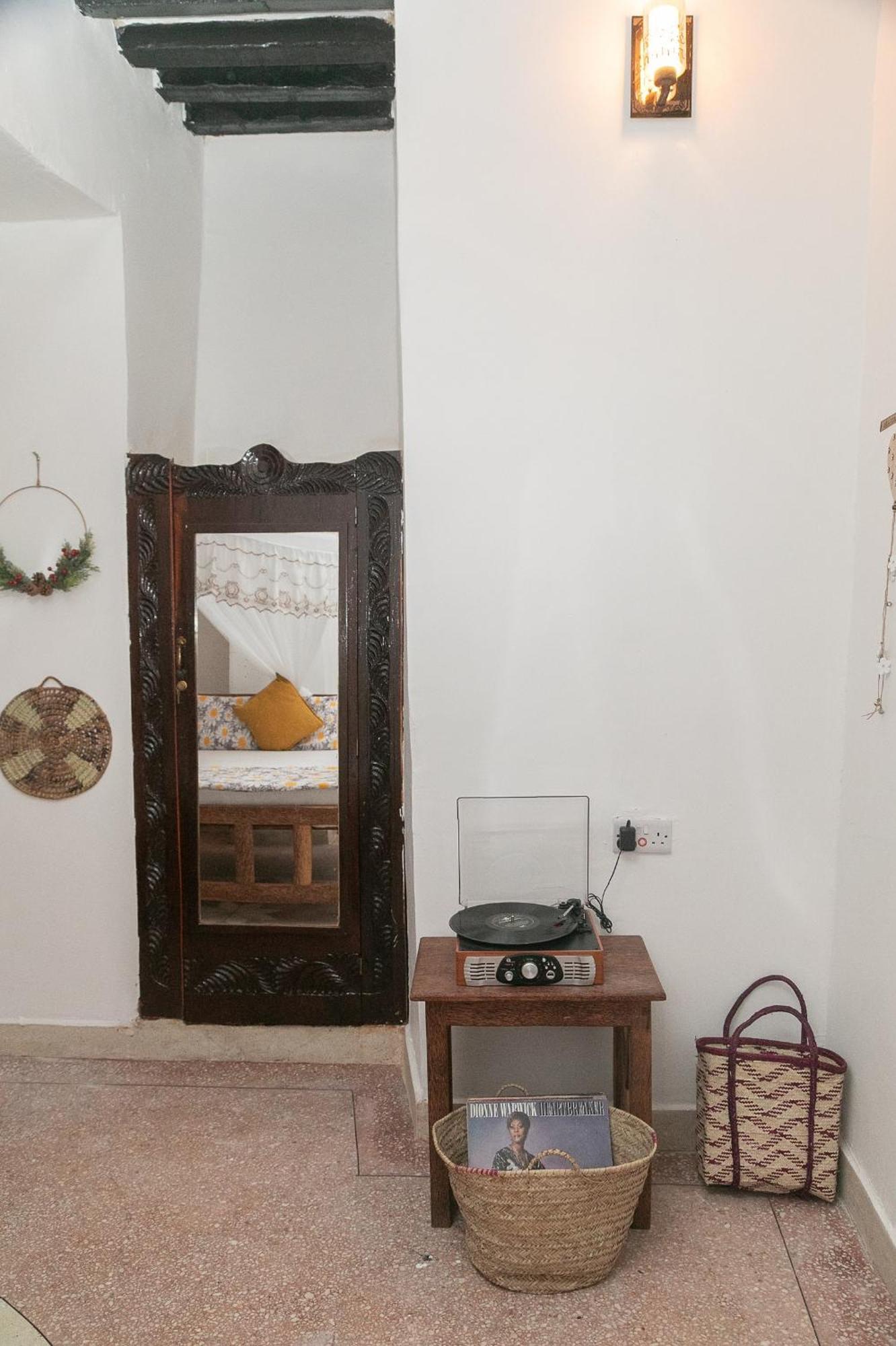 Zanzibar Spice Nest House Hotel Ngoại thất bức ảnh
