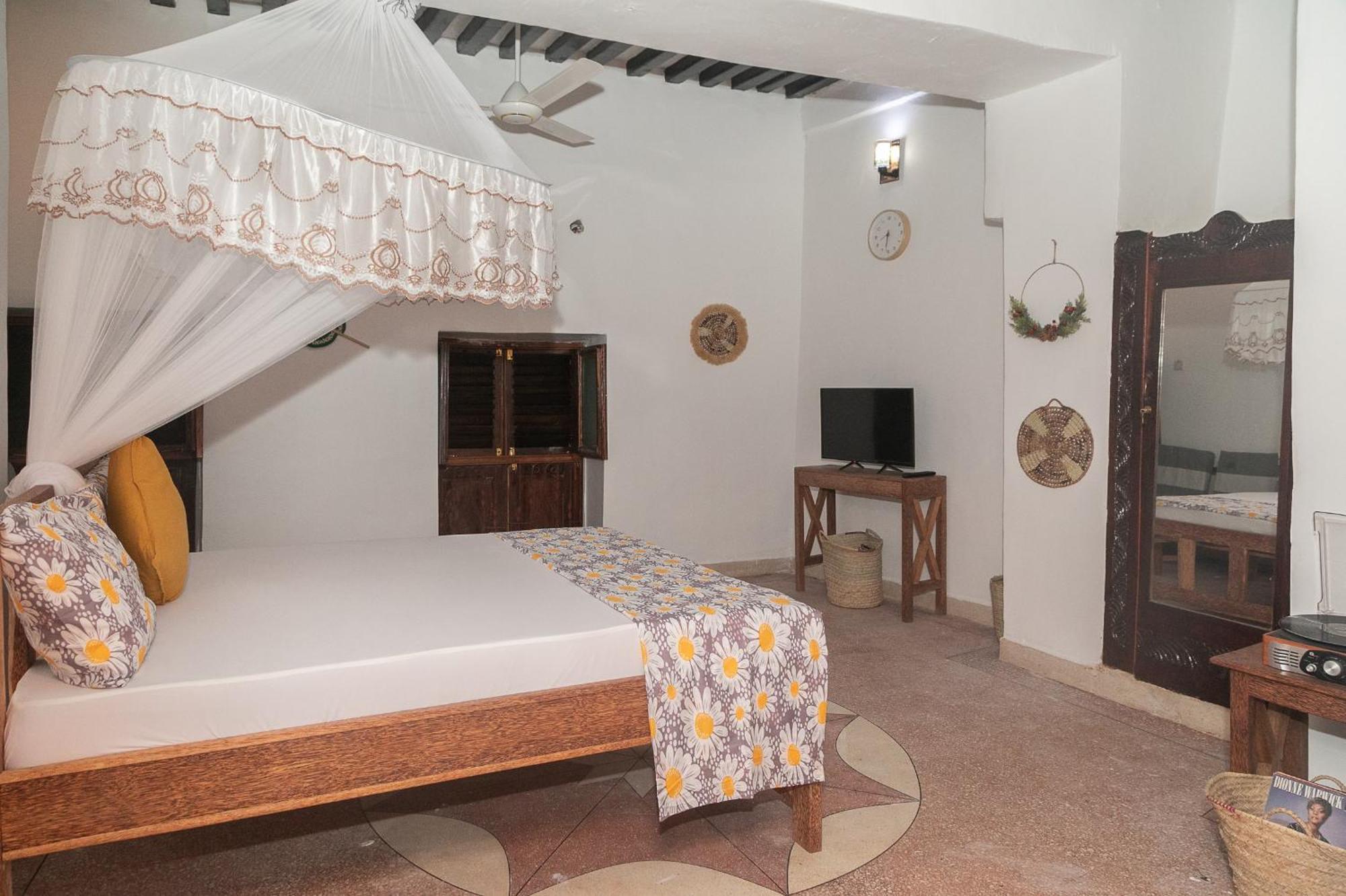 Zanzibar Spice Nest House Hotel Ngoại thất bức ảnh